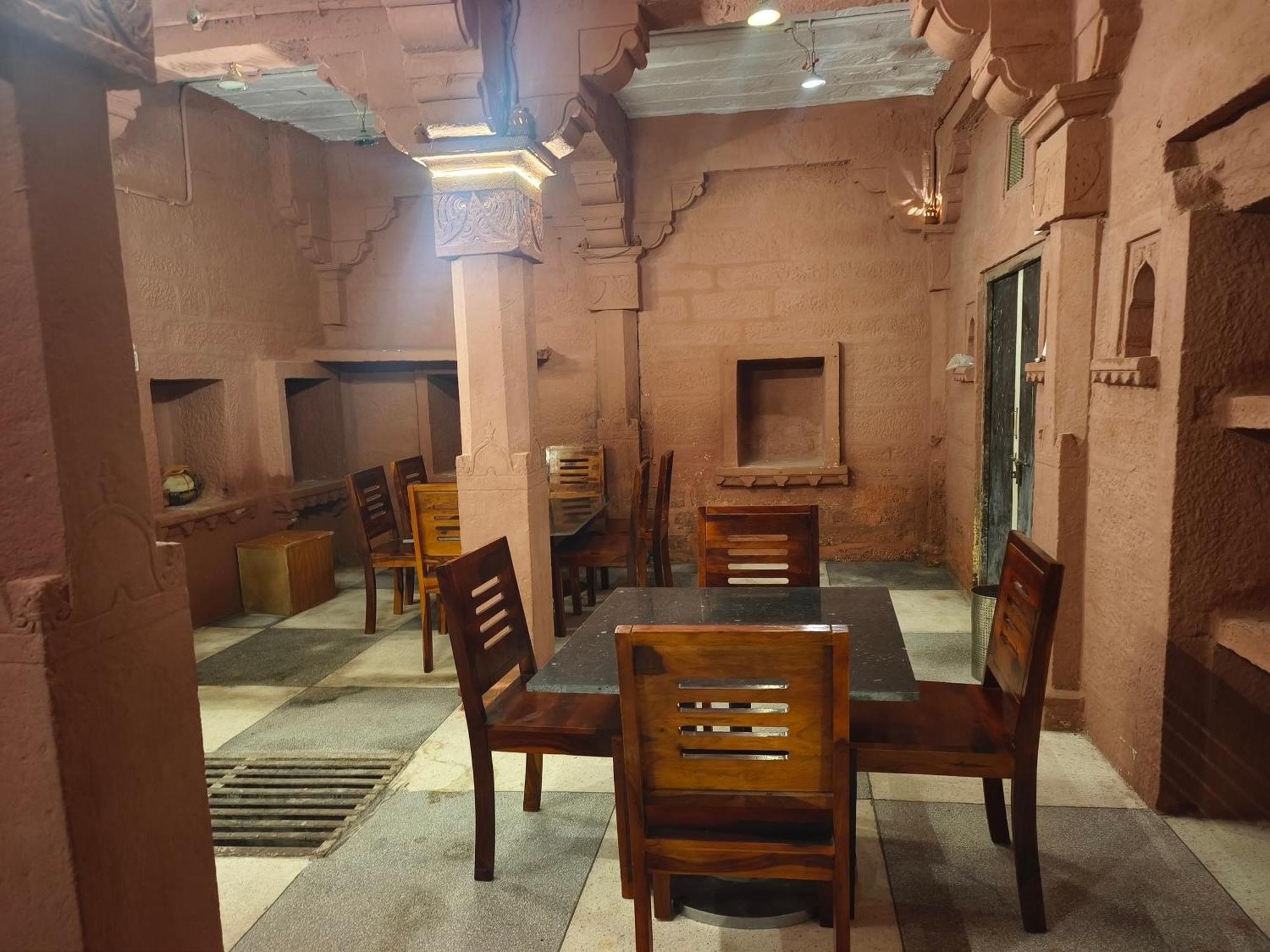 Neel Mahal The Heritage Haveli จ๊อดปูร์ ภายนอก รูปภาพ
