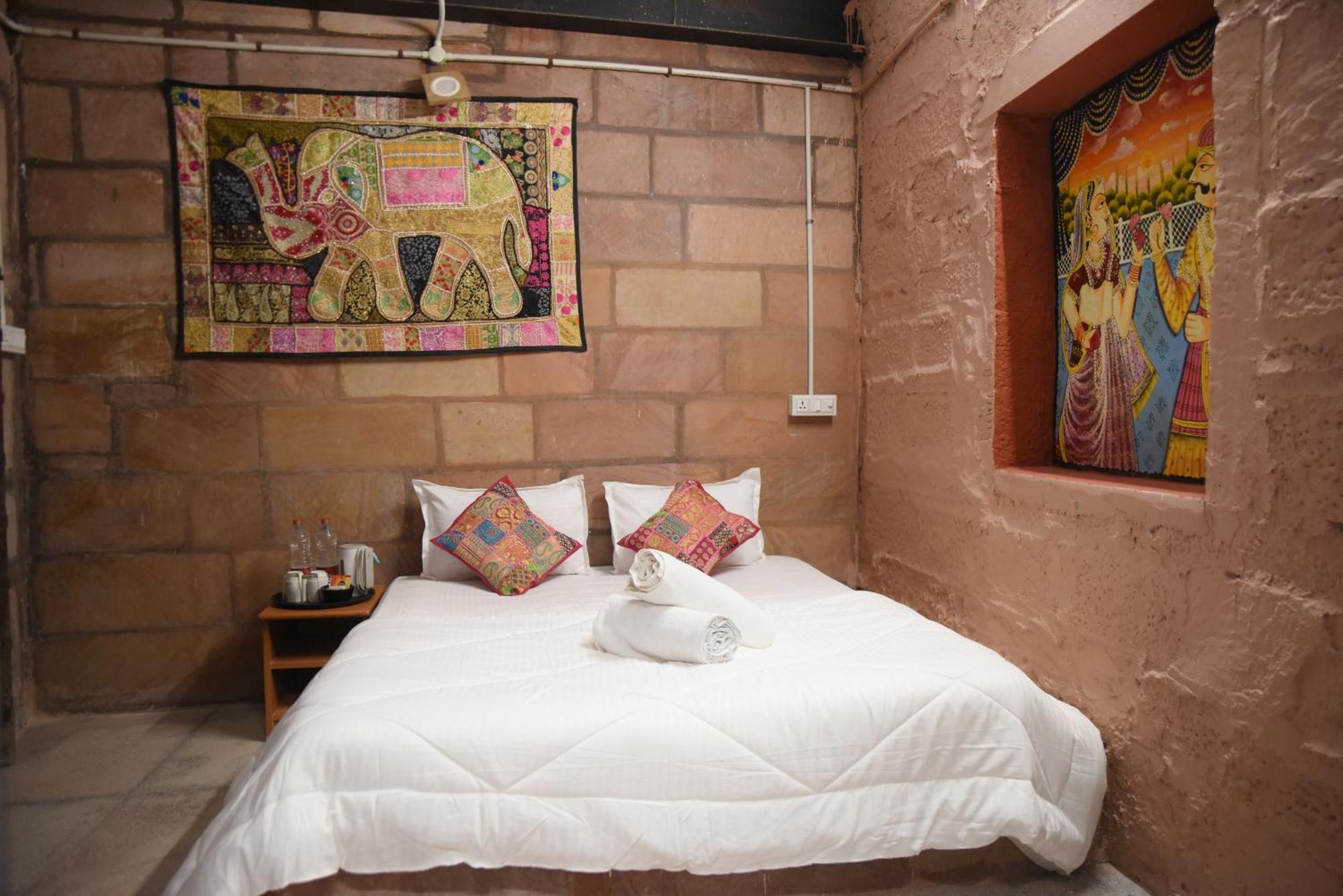 Neel Mahal The Heritage Haveli จ๊อดปูร์ ภายนอก รูปภาพ